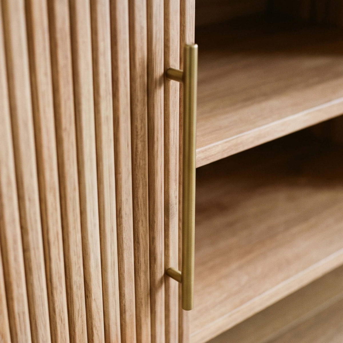 Mueble de TV Bristol 150x41x54 cm | Madera de mango y mármol natural