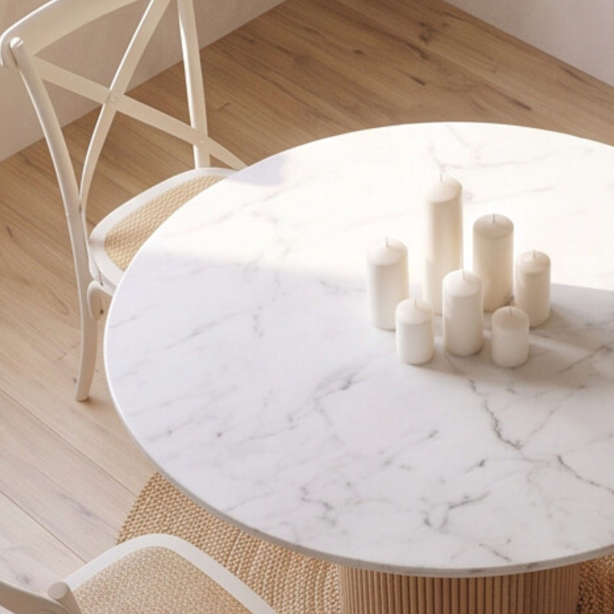 Mesa de comedor redonda Bristol Ø120cm | Madera de Mango y Mármol blanco
