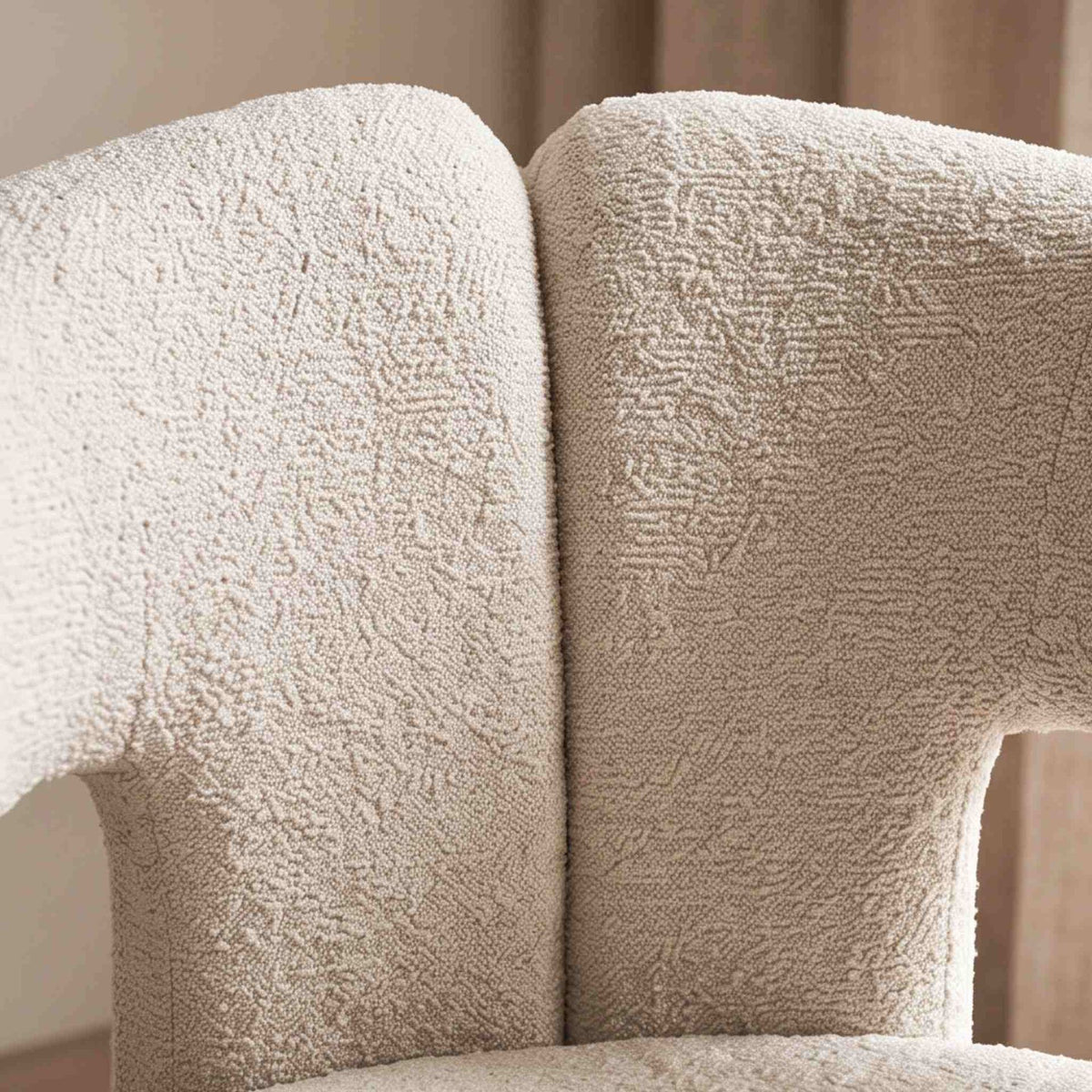 Sillón Kolding Crudo | Tapizado y Apilable