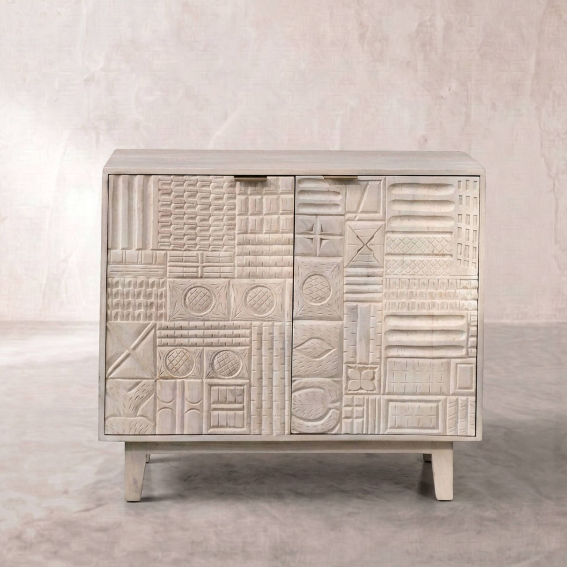 Aparador de Madera de Mango Maya 90 cm | Diseño de 2 Puertas | KUBU #