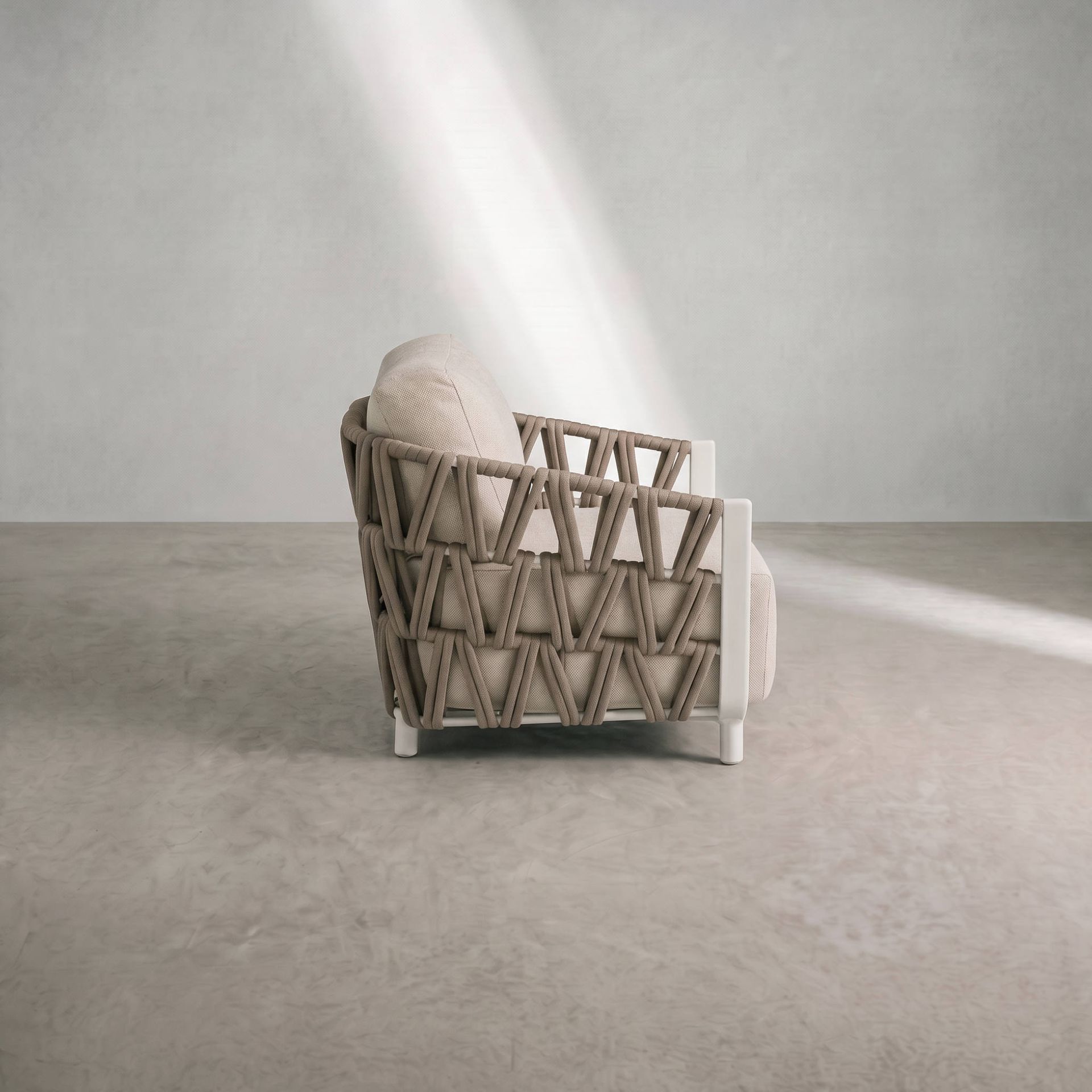 Butaca 1 plaza Carson aluminio blanco textil beige | Kubu #
