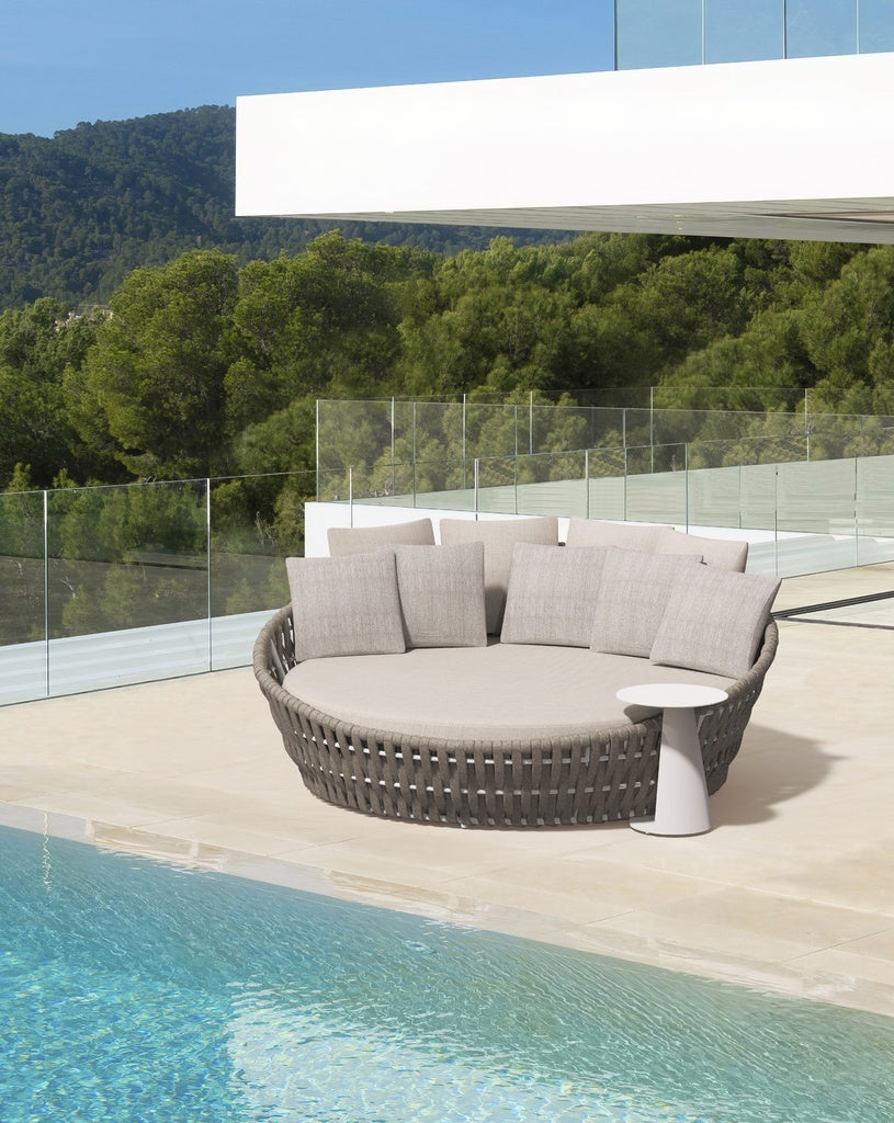 Daybed Meridian aluminio blanco cuerda greige y textil greige. | Kubu #