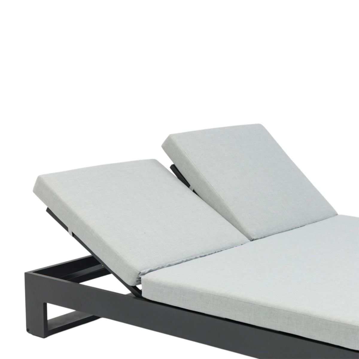 Daybed Niland aluminio antracita y textil gris medio | KUBU #