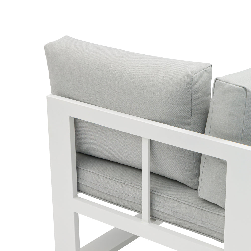 Módulo rincón Niland aluminio blanco y cojinería gris claro. | Kubu #