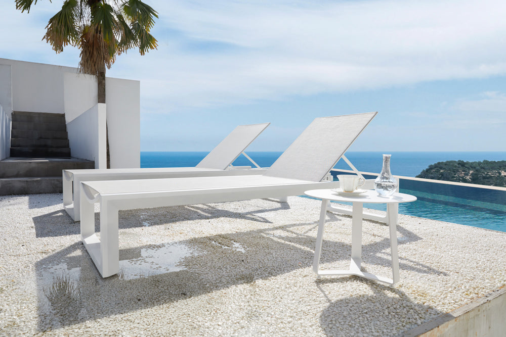 Mesa auxiliar Bangor Ø 45 cm aluminio blanco | Kubu #