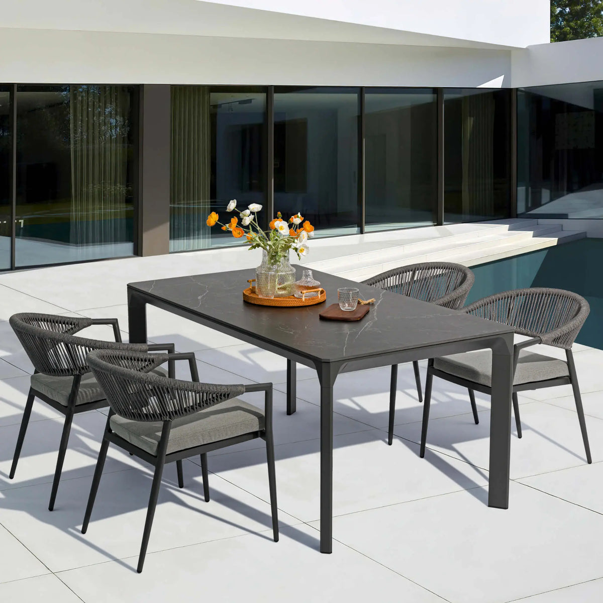 Mesa de comedor Boori 160x90 aluminio antracita top mesa porcelánico negro | KUBU #