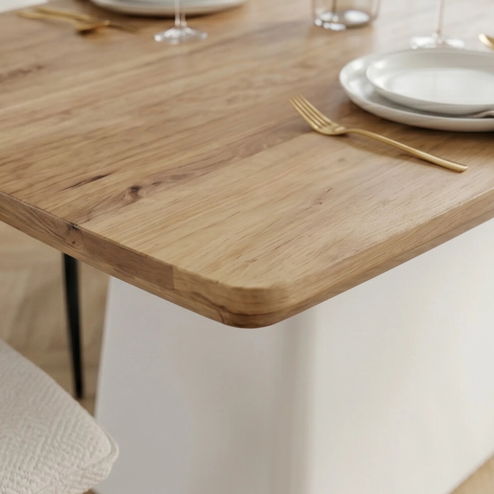 Mesa de comedor Calvia 180X90X76cm | Blanco Mate y Madera reciclada de Acacia | KUBU #