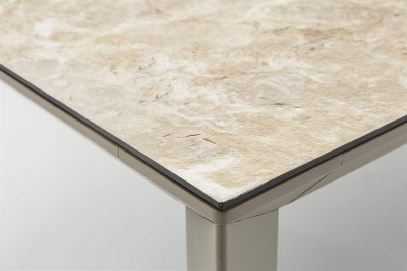 Mesa de comedor Orick 210*90 cm aluminio taupe y cristal cerámico beige. | Kubu #