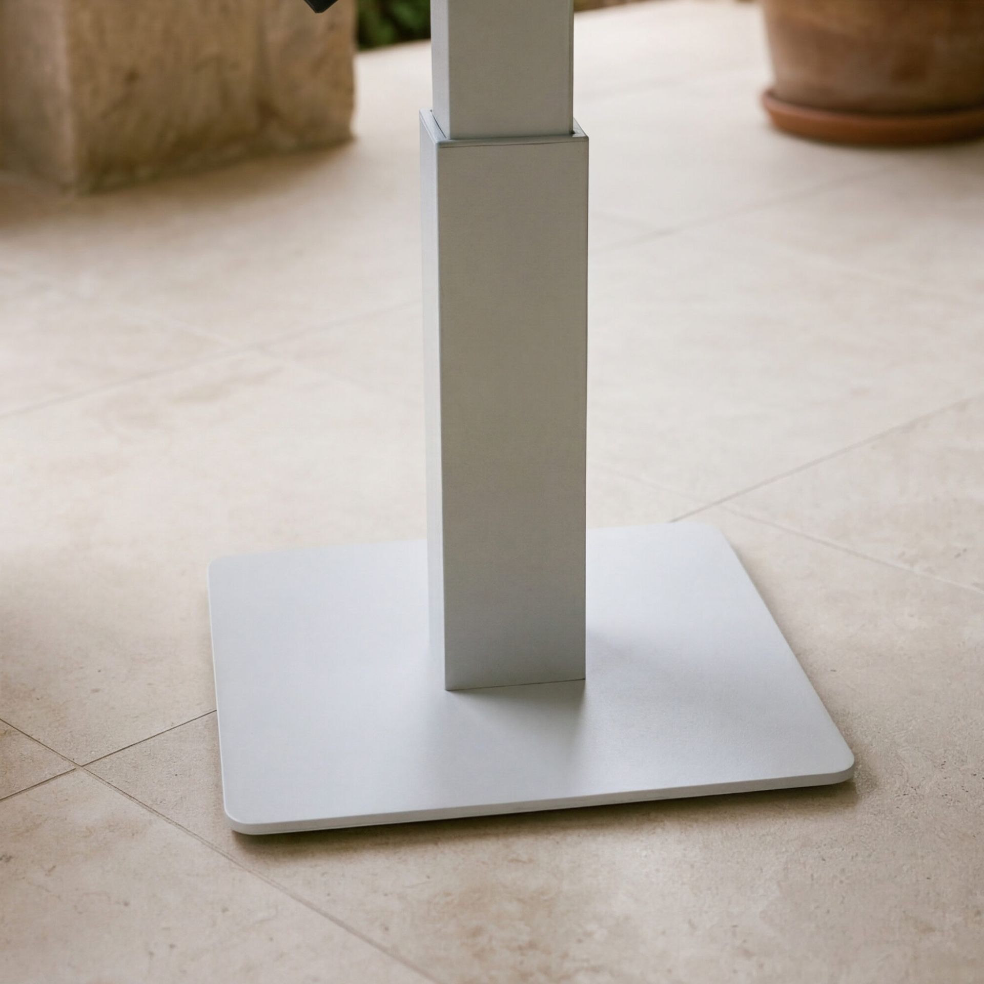 Mesa elevable Isabela gris claro | Kubu #