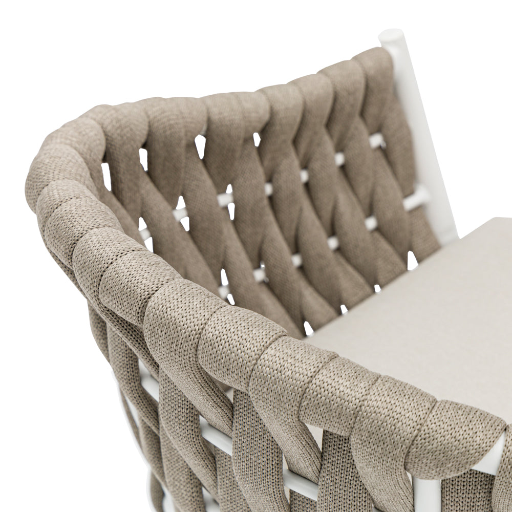 Sillón Meridian aluminio blanco cuerda greige y textil greige. | Kubu #