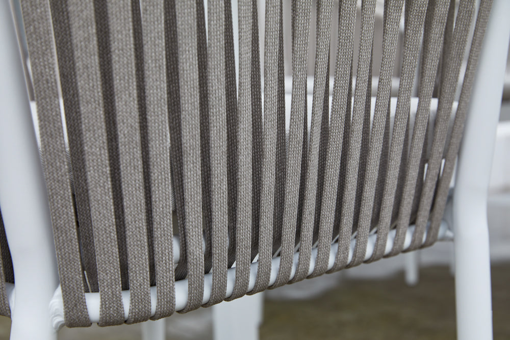 Sillón Ukiah aluminio blanco con cuerda y cojín greige | Kubu #