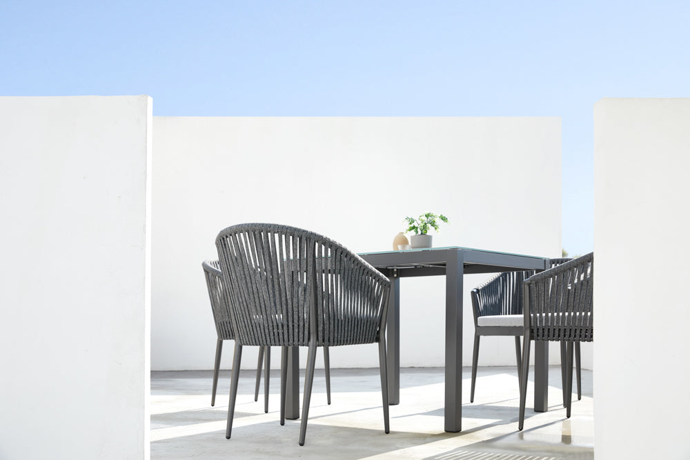 Sillón Ukiah aluminio y cuerda antracita con cojín gris medio | Kubu #
