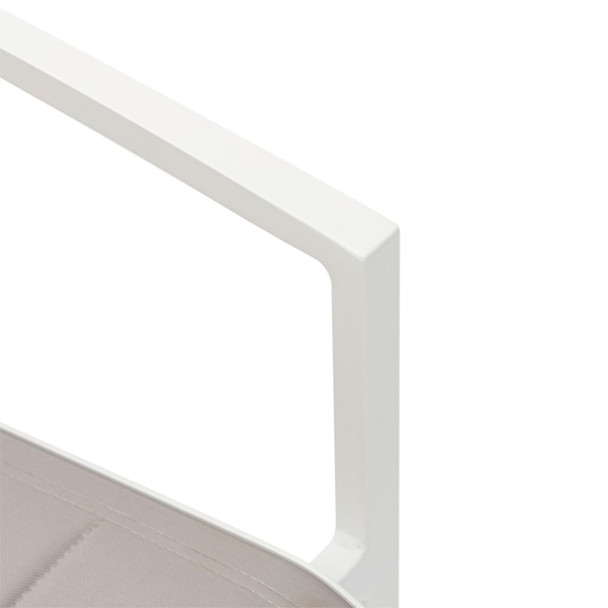 Sillón de comedor ORICK aluminio blanco y textil gris claro | KUBU #