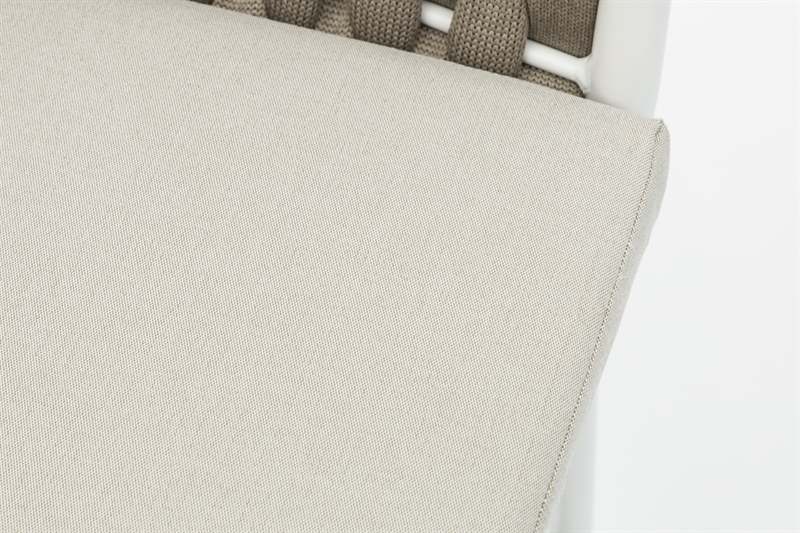 Sillón para barra de bar Meridian aluminio blanco cuerda greige y textil greige | Kubu #