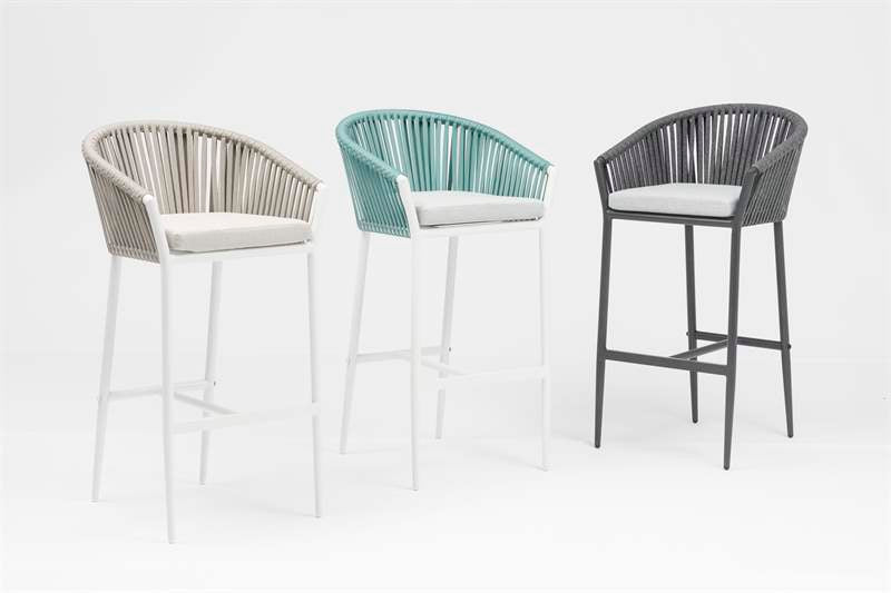 Sillón para barra de bar Ukiah aluminio blanco con cuerda y cojín greige | Kubu #