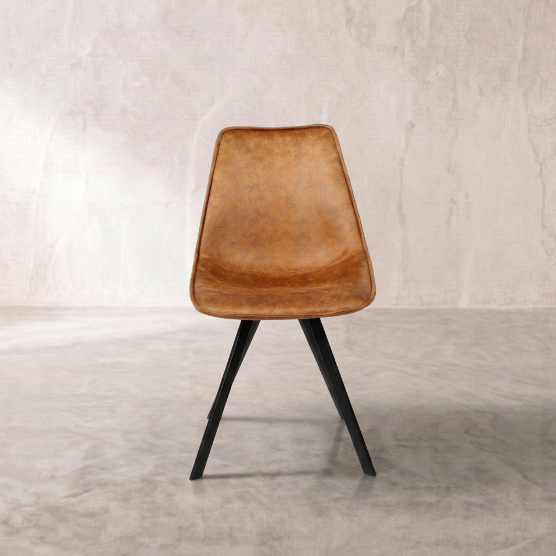 Silla de Comedor Monroe Camel | Confort y Lujo Cálido | KUBU #