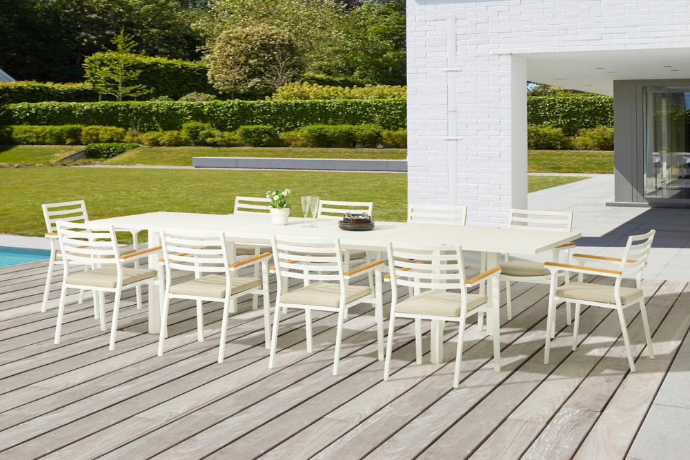 Silla de comedor Broome aluminio blanco y teca | KUBU #