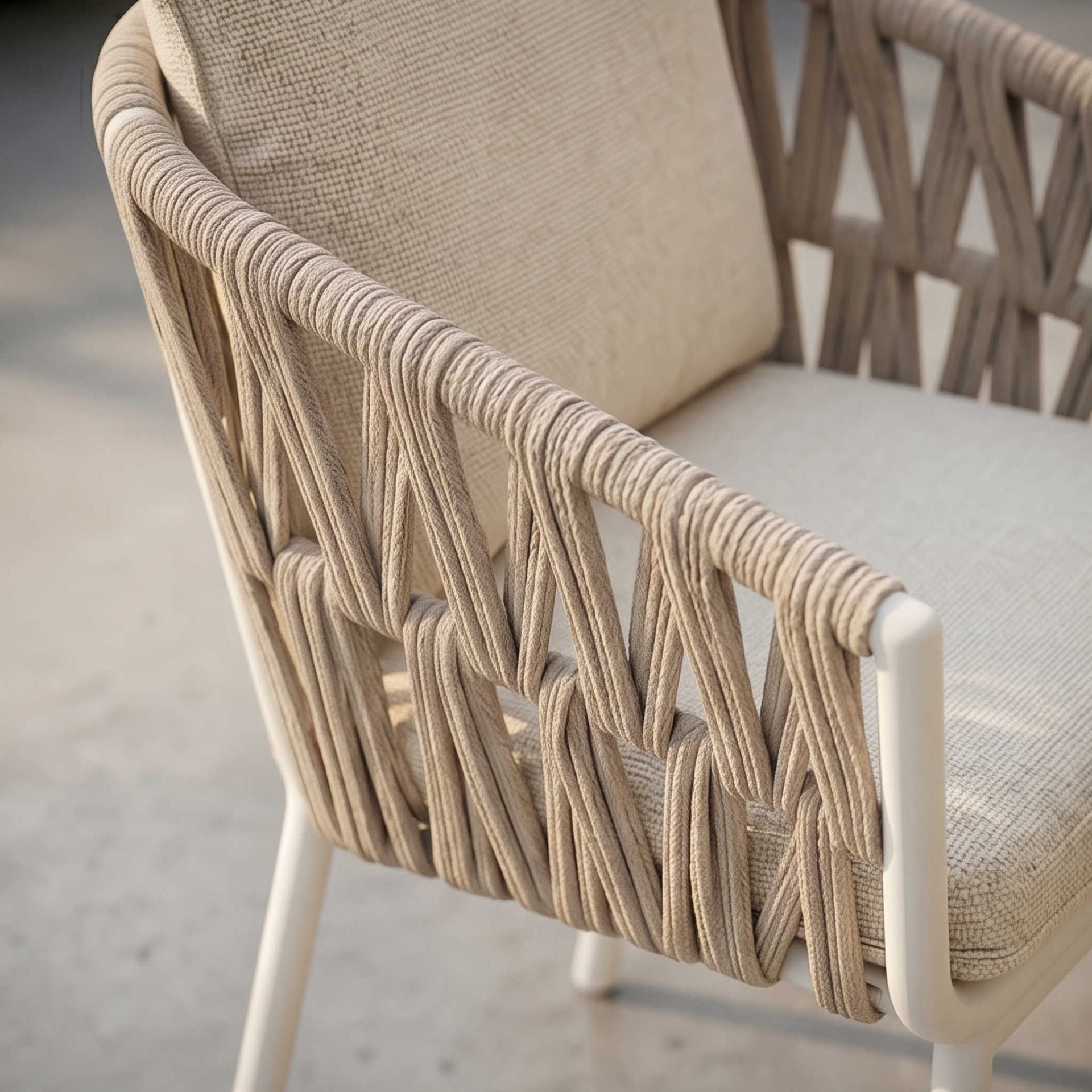 Silla de comedor Carson aluminio blanco textil beige | Kubu #