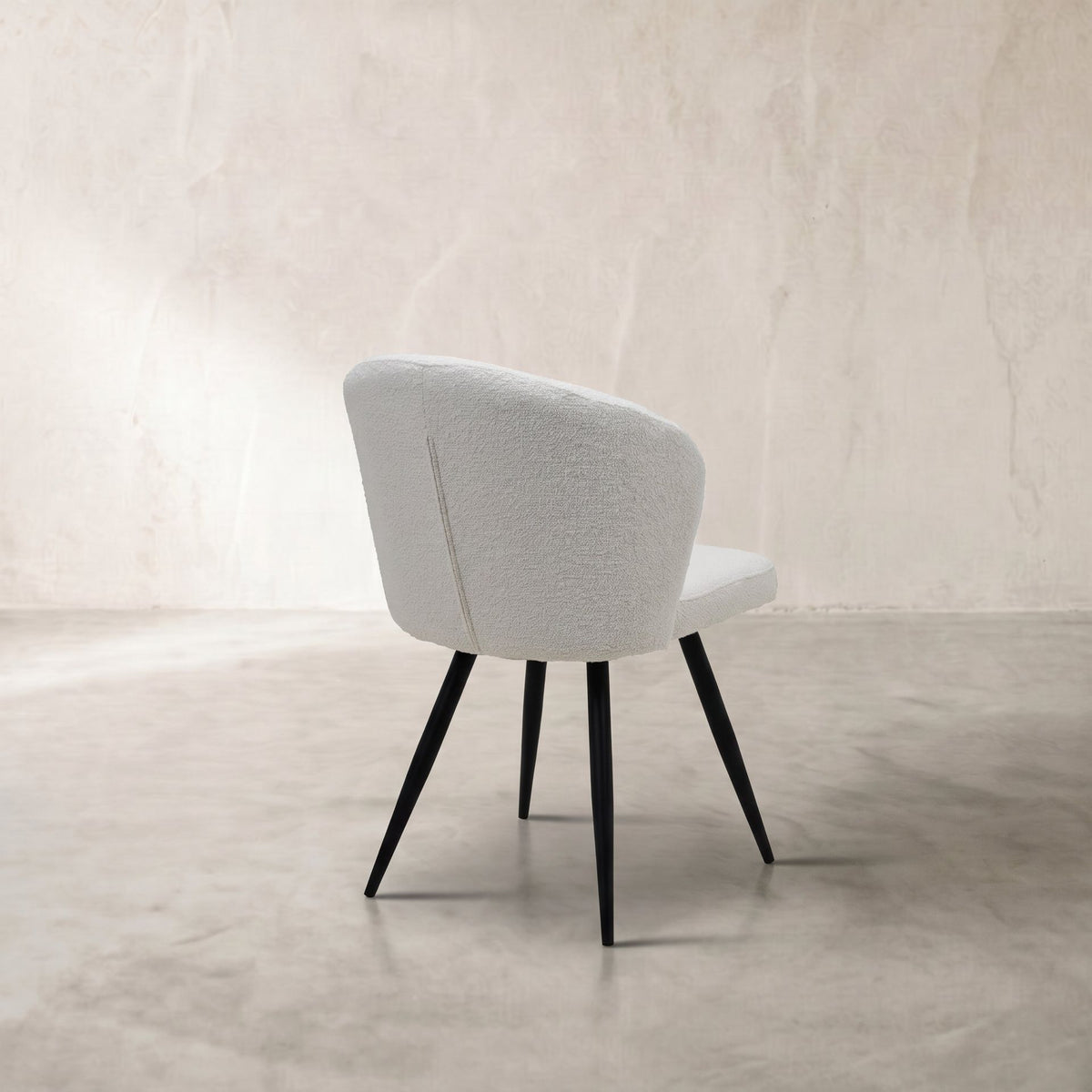 Silla de comedor Langford White Alpine | Confort y estilo | KUBU #