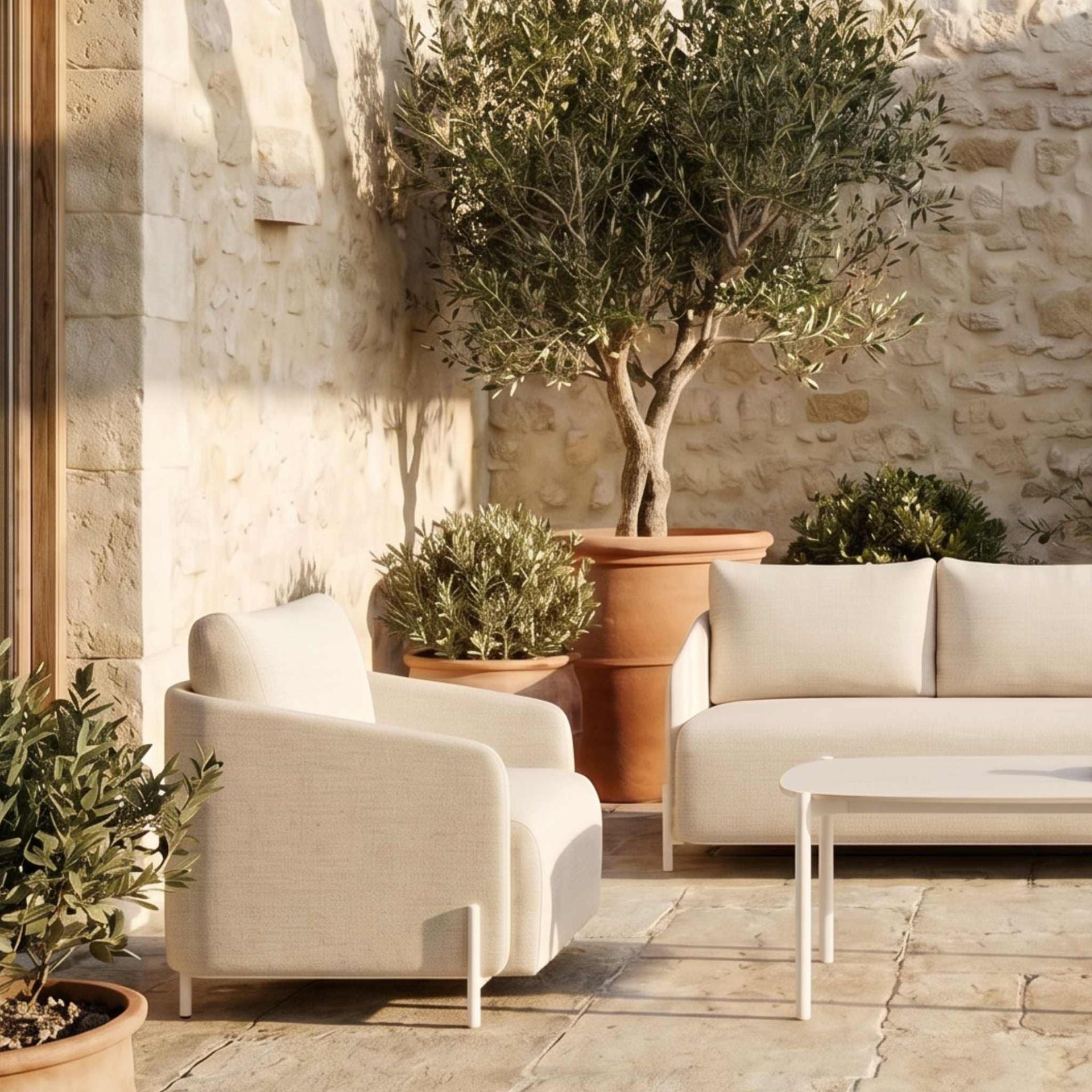 Sofá 1 plaza Corfu aluminio blanco y textil beige. | Kubu #