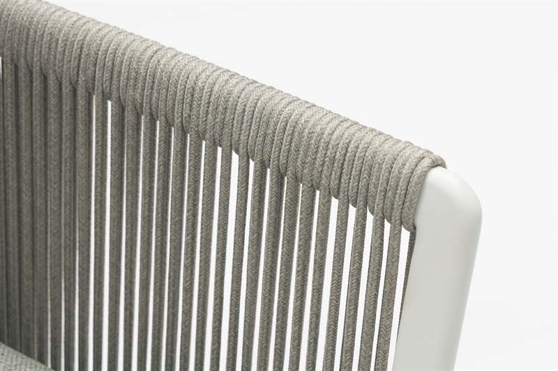 Sofá 1 plaza Silai aluminio blanco textil gris medio | Kubu #