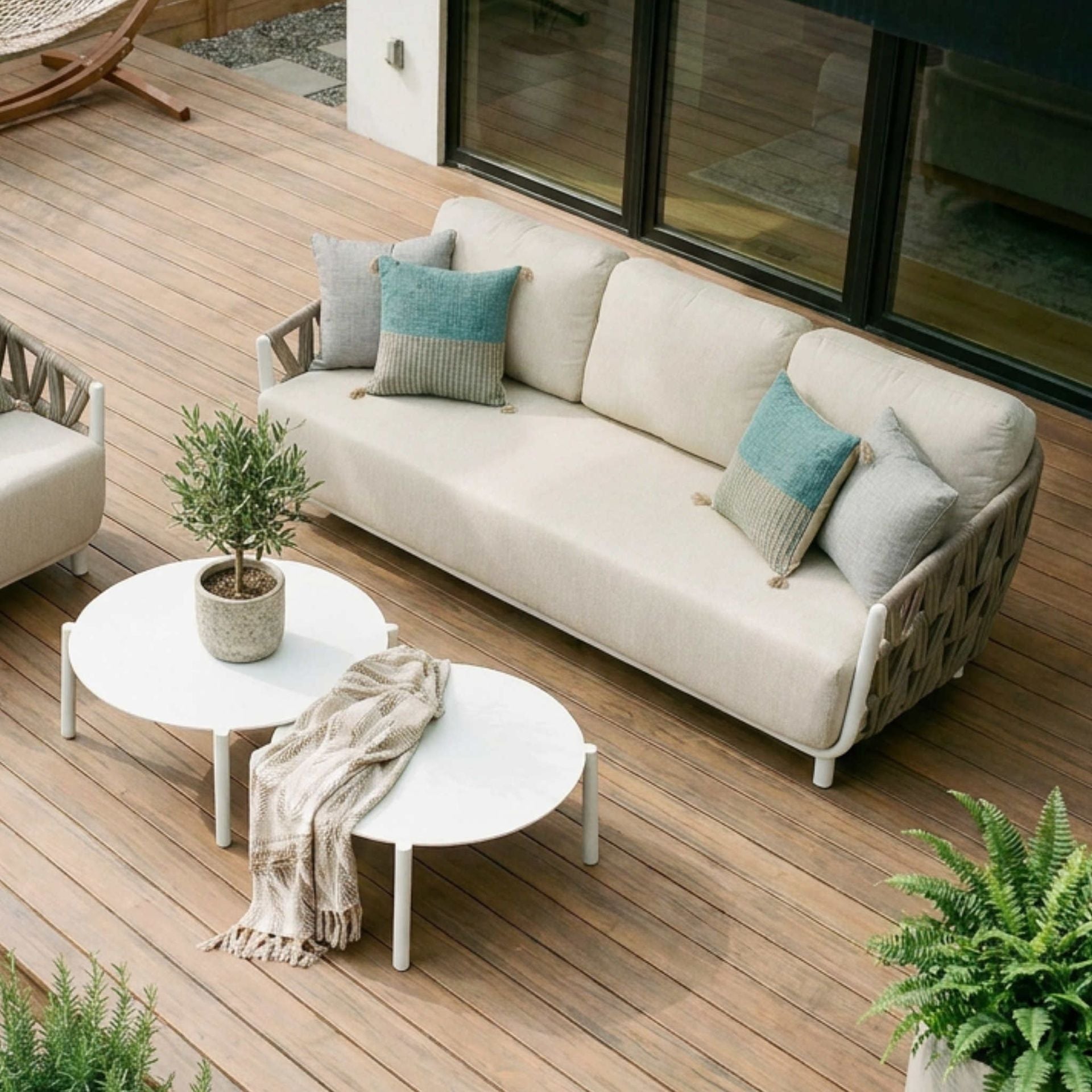 Sofá 3 plazas Carson aluminio blanco textil beige | Kubu #