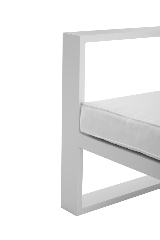 Sofá 3 plazas Niland aluminio y cojinería blanca | Kubu #