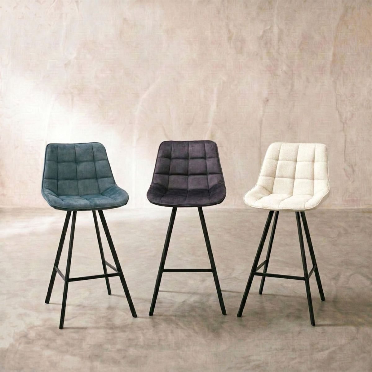 Taburete Alto Langley Antracita | Elegancia y Confort Atemporal | KUBU #