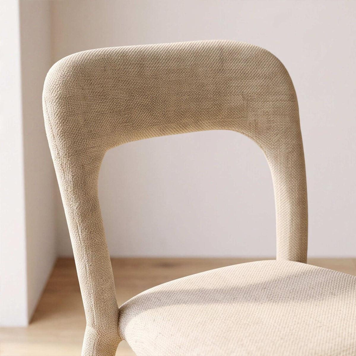 Silla de comedor Horsens Crudo | Tapizada y Apilable