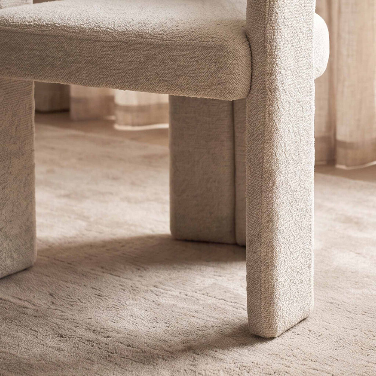 Sillón Kolding  Crudo | Tapizado y Apilable