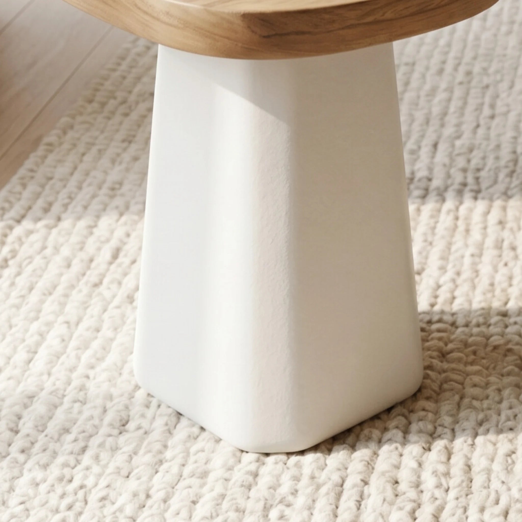 Mesa auxiliar Calvia 40X40X50cm | Blanco Mate y Madera reciclada de Acacia | KUBU #