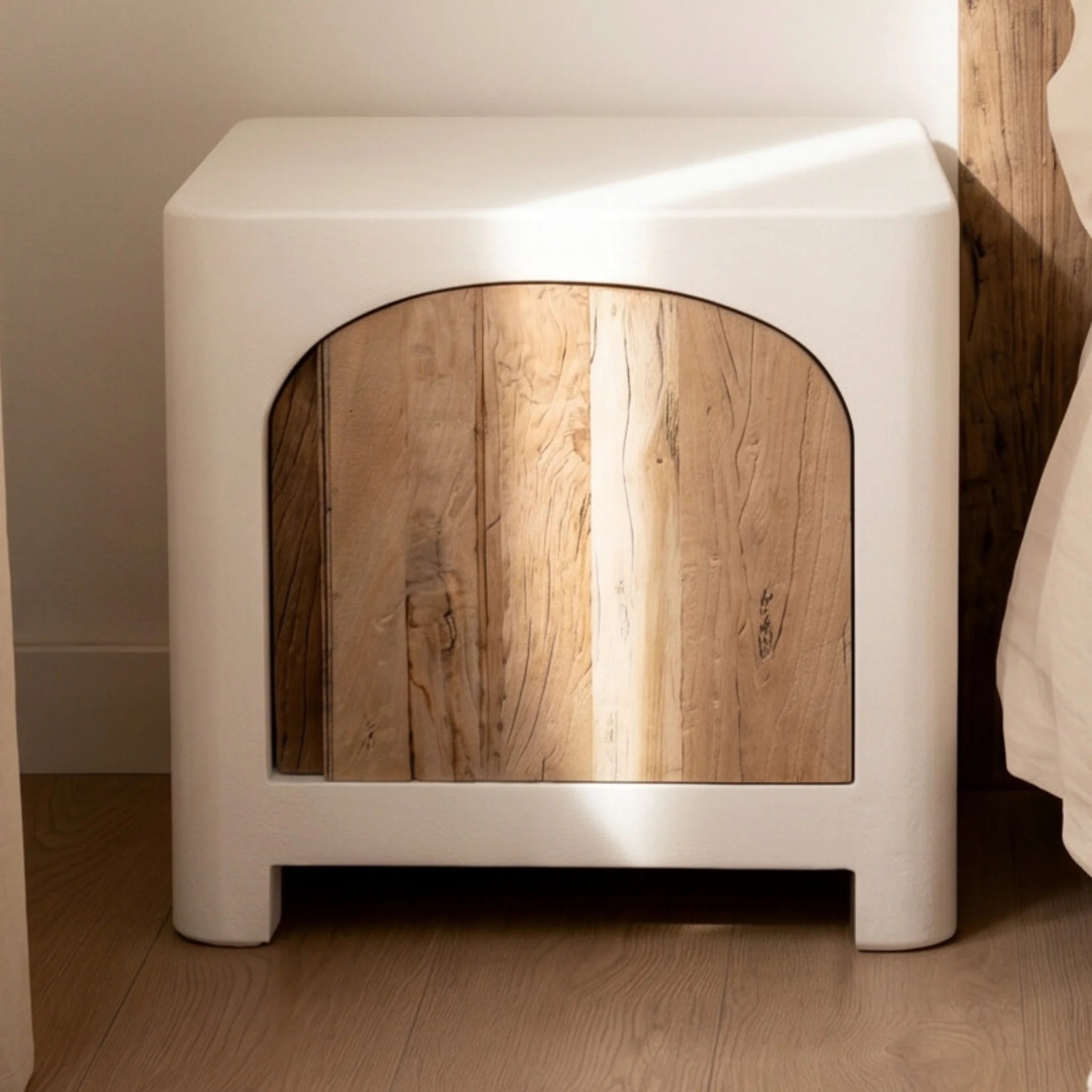 Mesita de noche Eivissa 45X40X45cm | Blanco Mate y Madera reciclada de Acacia | KUBU #