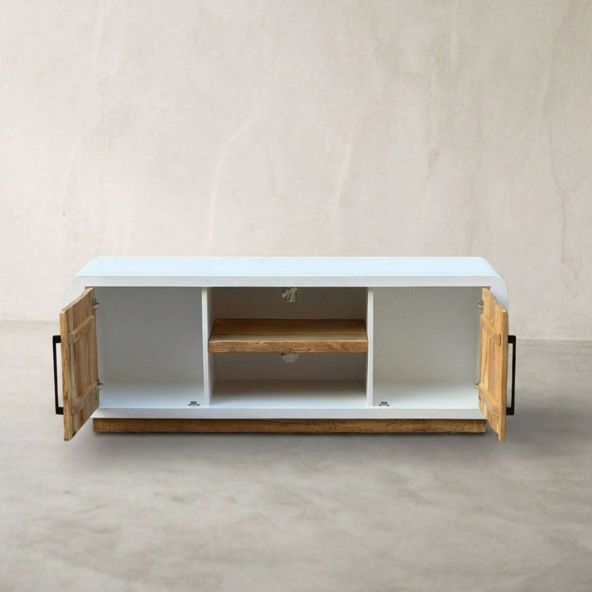 Mueble TV Dos Puertas Calvia | Madera y Diseño Minimalista | KUBU #