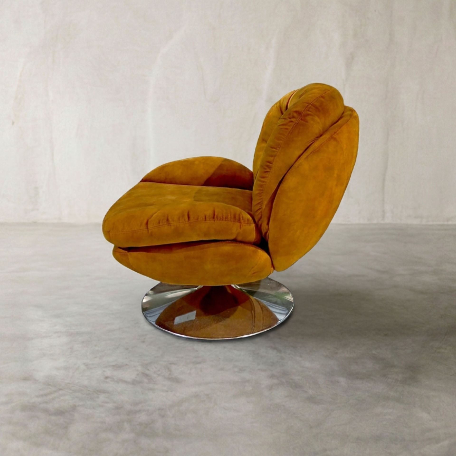 Sillón Hampton Gold | Distinción y Confort Premium | Kubu #