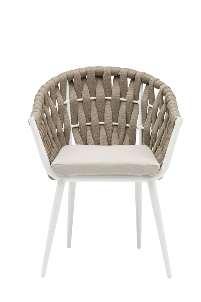 Sillón Meridian aluminio blanco cuerda greige y textil greige. | Kubu #