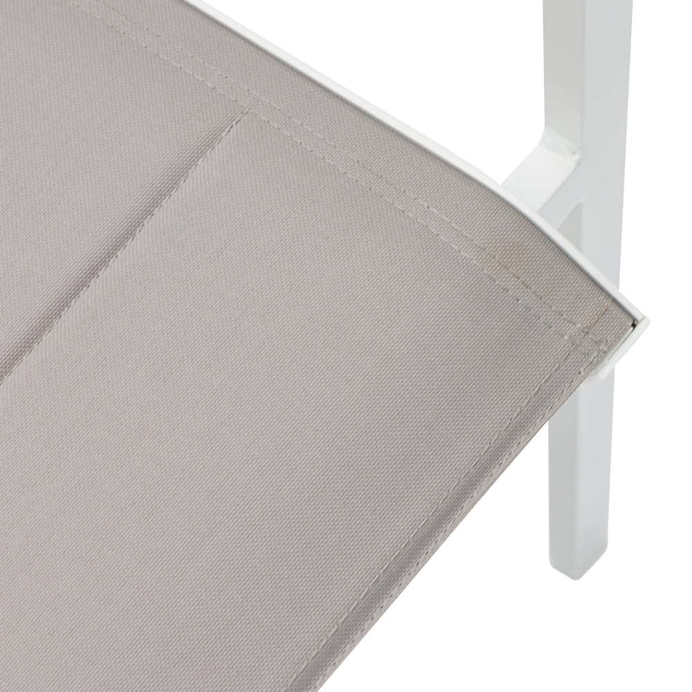 Sillón de comedor ORICK aluminio blanco y textil gris claro