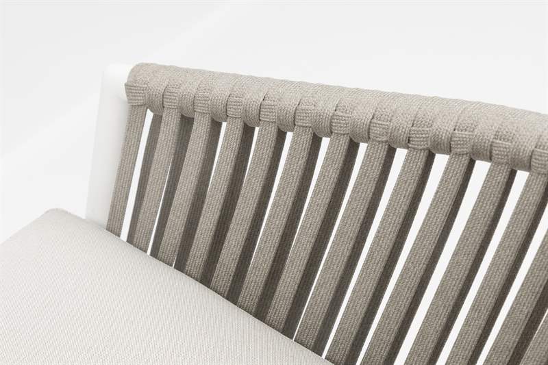 Sillón para barra de bar Ukiah aluminio blanco con cuerda y cojín greige | Kubu #