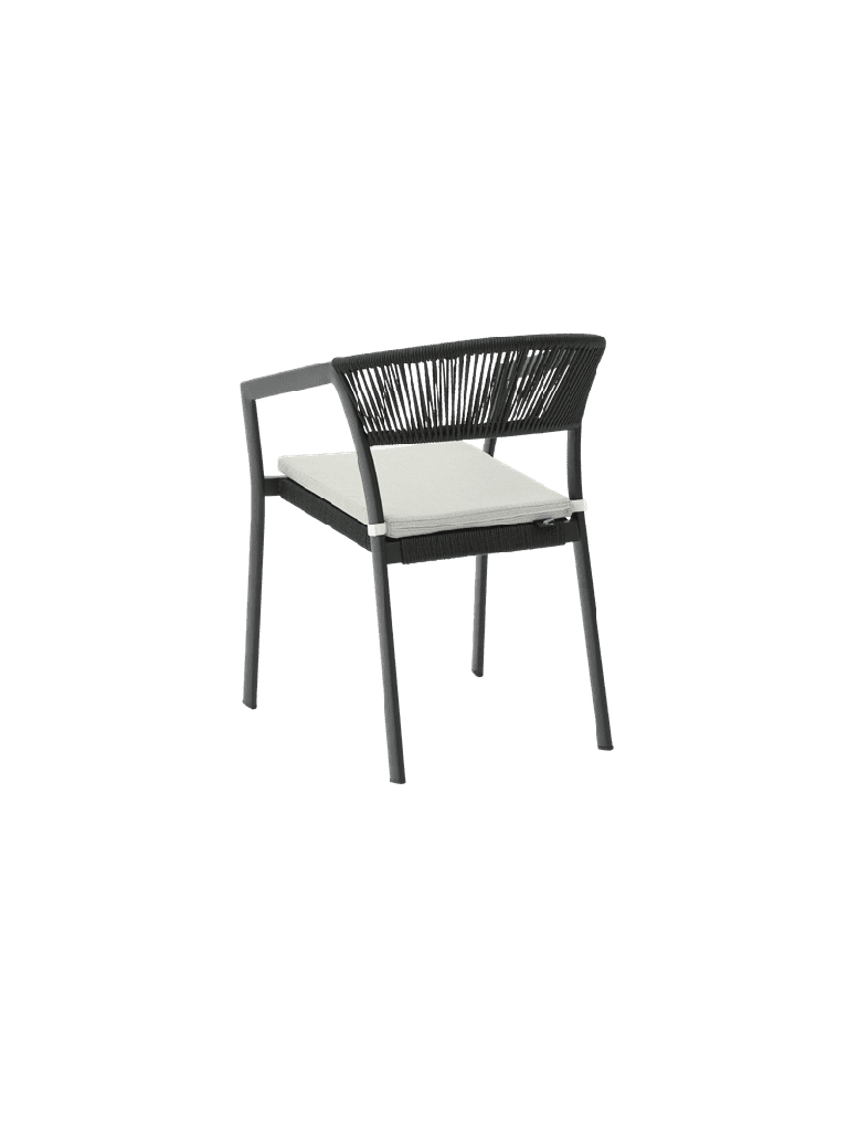 Silla con brazos Appelton aluminio negro y trenzado negro. | Kubu #