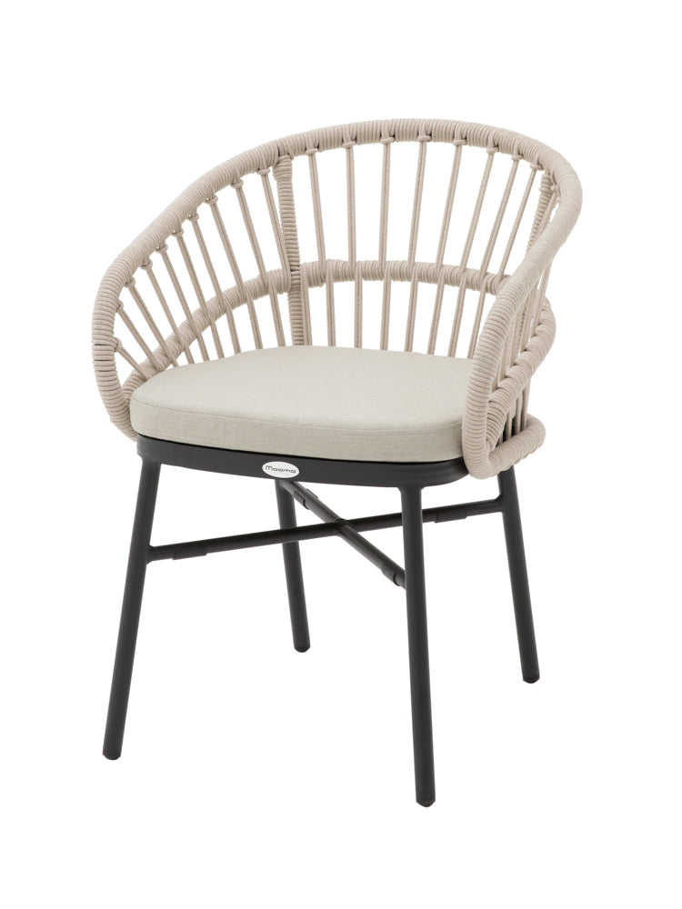 Silla con brazos Milton aluminio negro y cuerda taupe