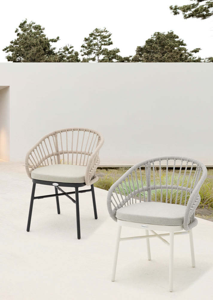 Silla con brazos Milton aluminio negro y cuerda taupe