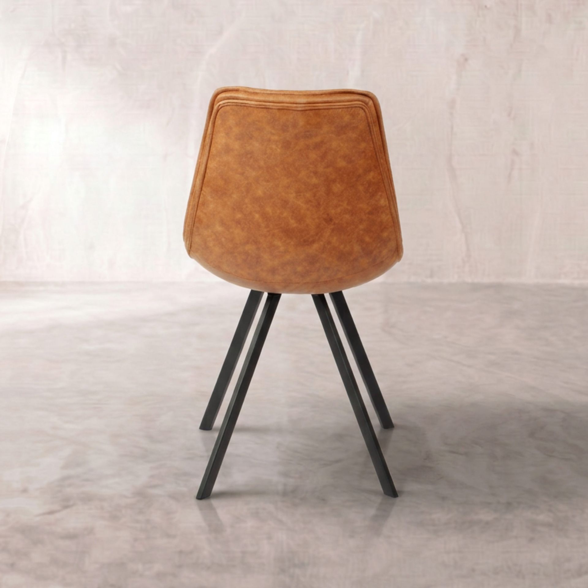 Silla de Comedor Monroe Camel | Confort y Lujo Cálido | KUBU #