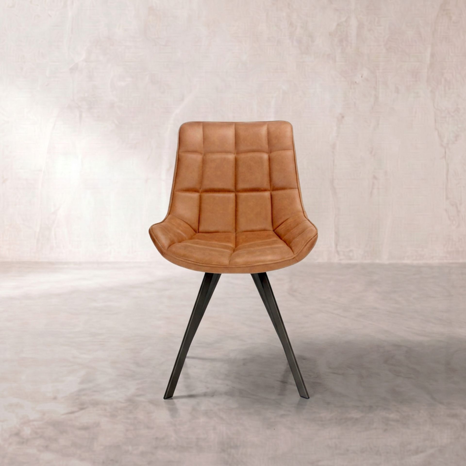 Silla de Comedor Vernon | Tejido Color Camel y Patas Negras | KUBU #
