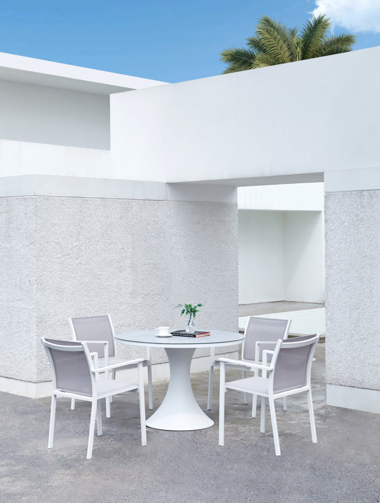 Silla de comedor Adin aluminio blanco y textilene gris claro