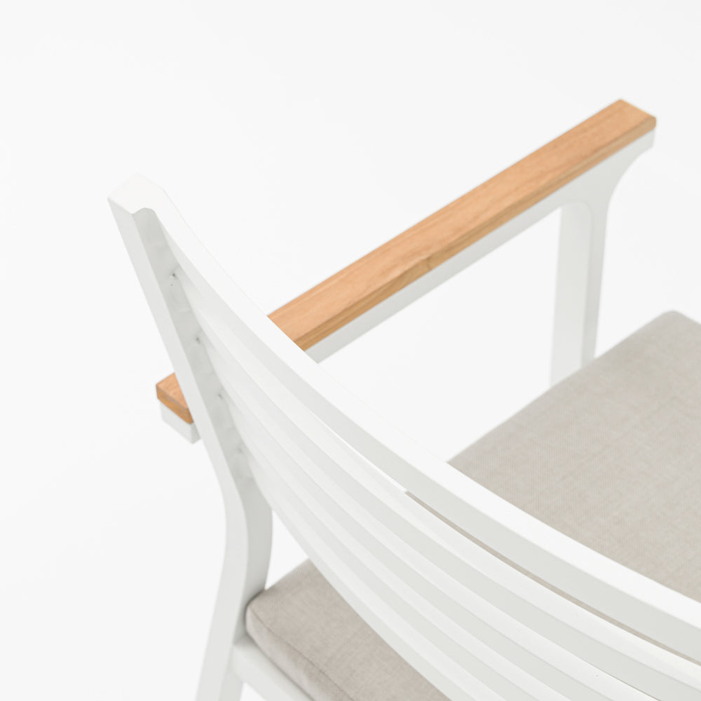 Silla de comedor Broome aluminio blanco  y teca | KUBU #