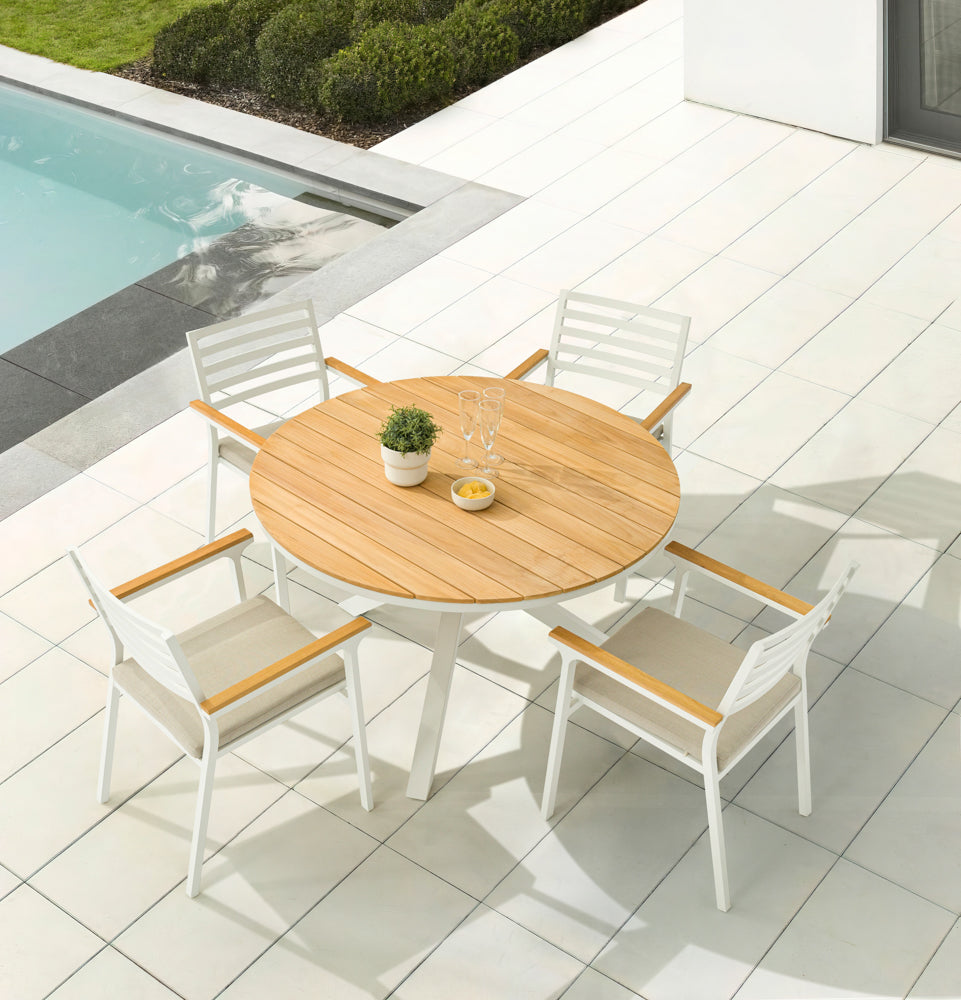Silla de comedor Broome aluminio blanco  y teca | KUBU #