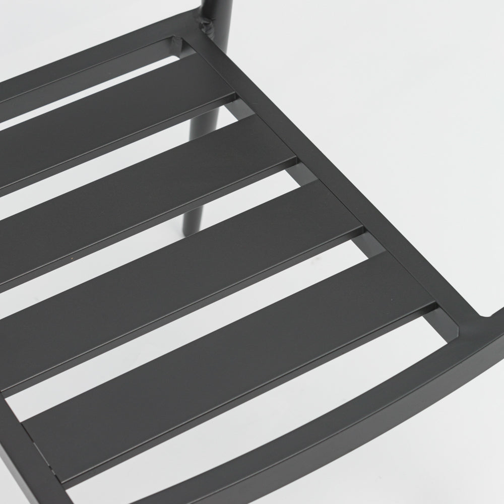 Silla de comedor Ross aluminio antracita cojín gris medio. | Kubu #
