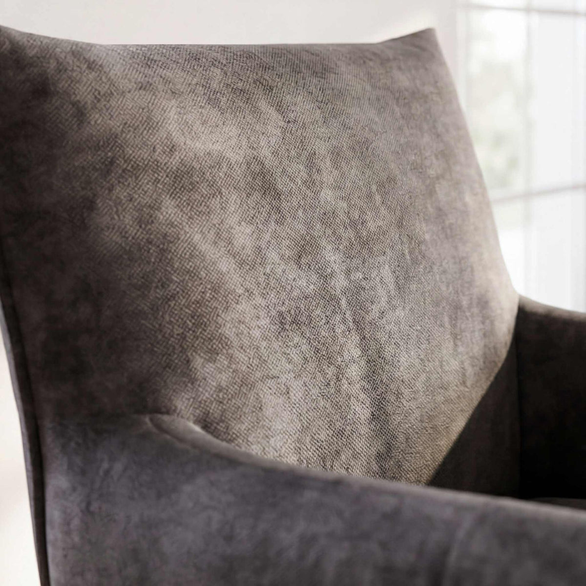 Silla de comedor con brazos Belmont Antracite | Elegancia y Confort | KUBU #