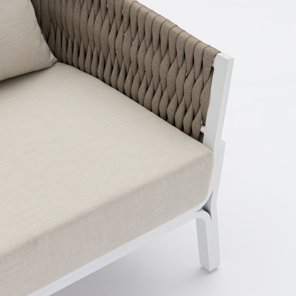Sofá 1 plaza Anmore aluminio blanco textil  greige | Kubu #