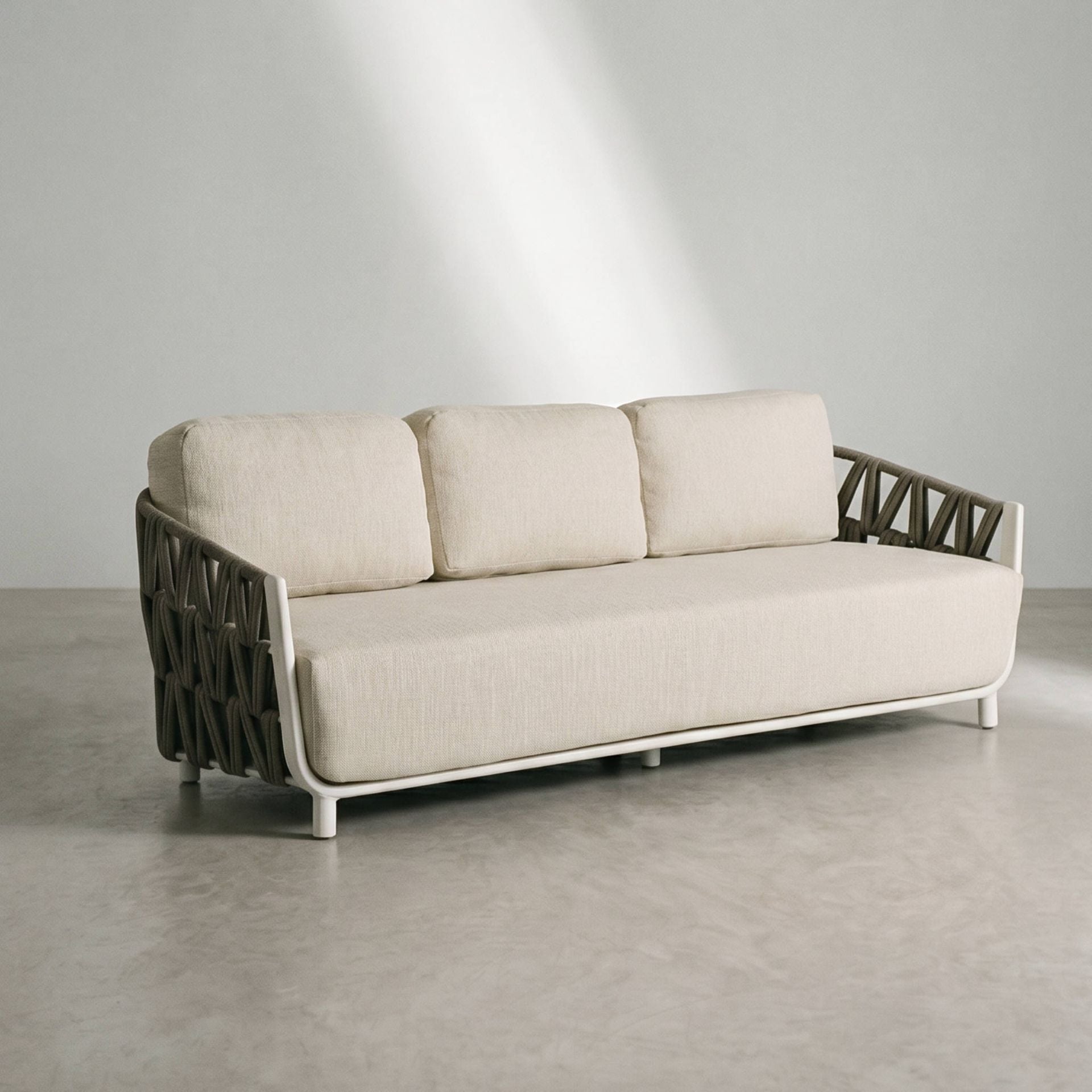 Sofá 3 plazas Carson aluminio blanco textil beige | Kubu #
