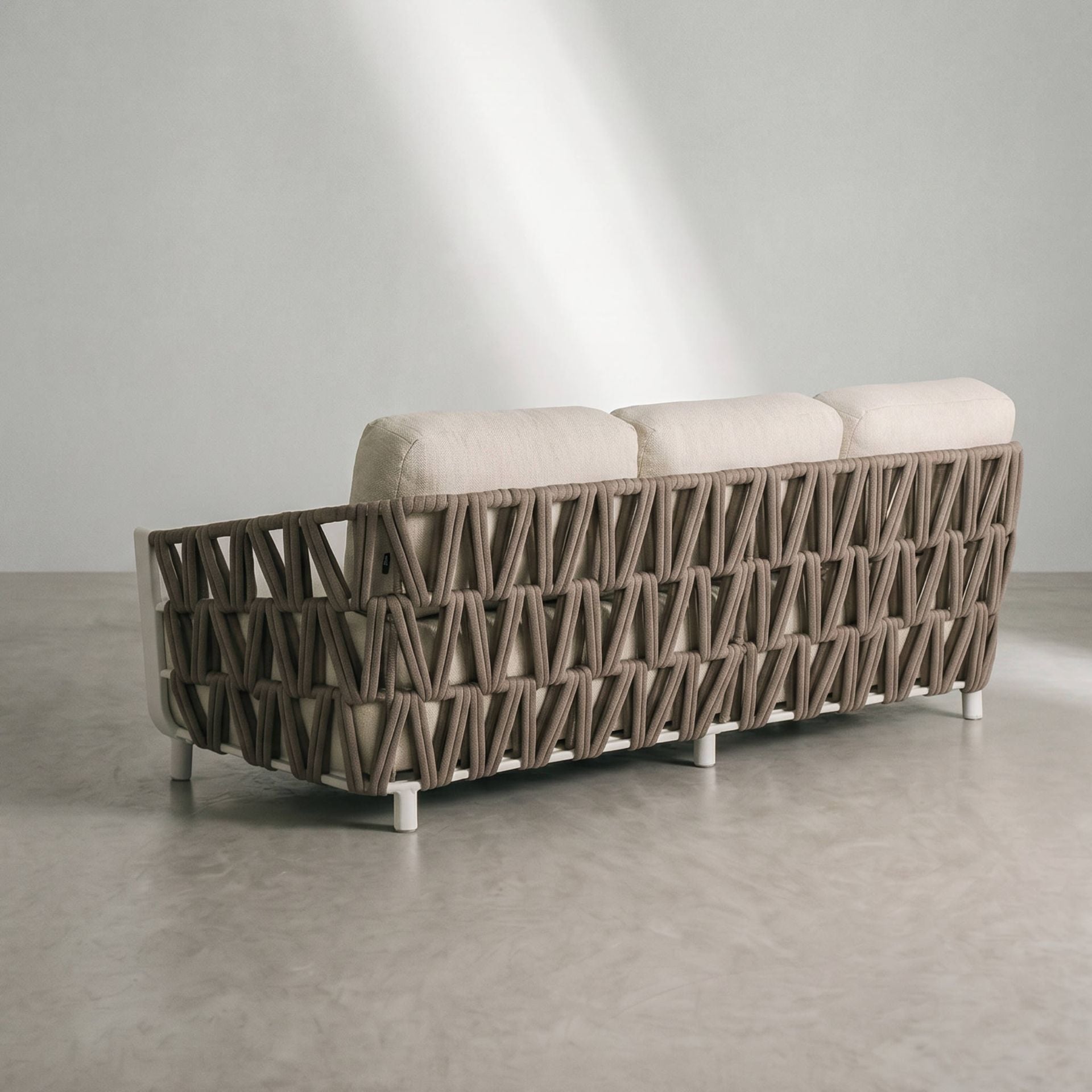 Sofá 3 plazas Carson aluminio blanco textil beige | Kubu #